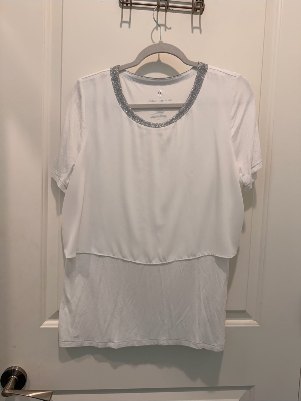 Juicy Couture Wmn Short Sleeve White Pullovers Silver
Collar Trim Sz Lg Blouse